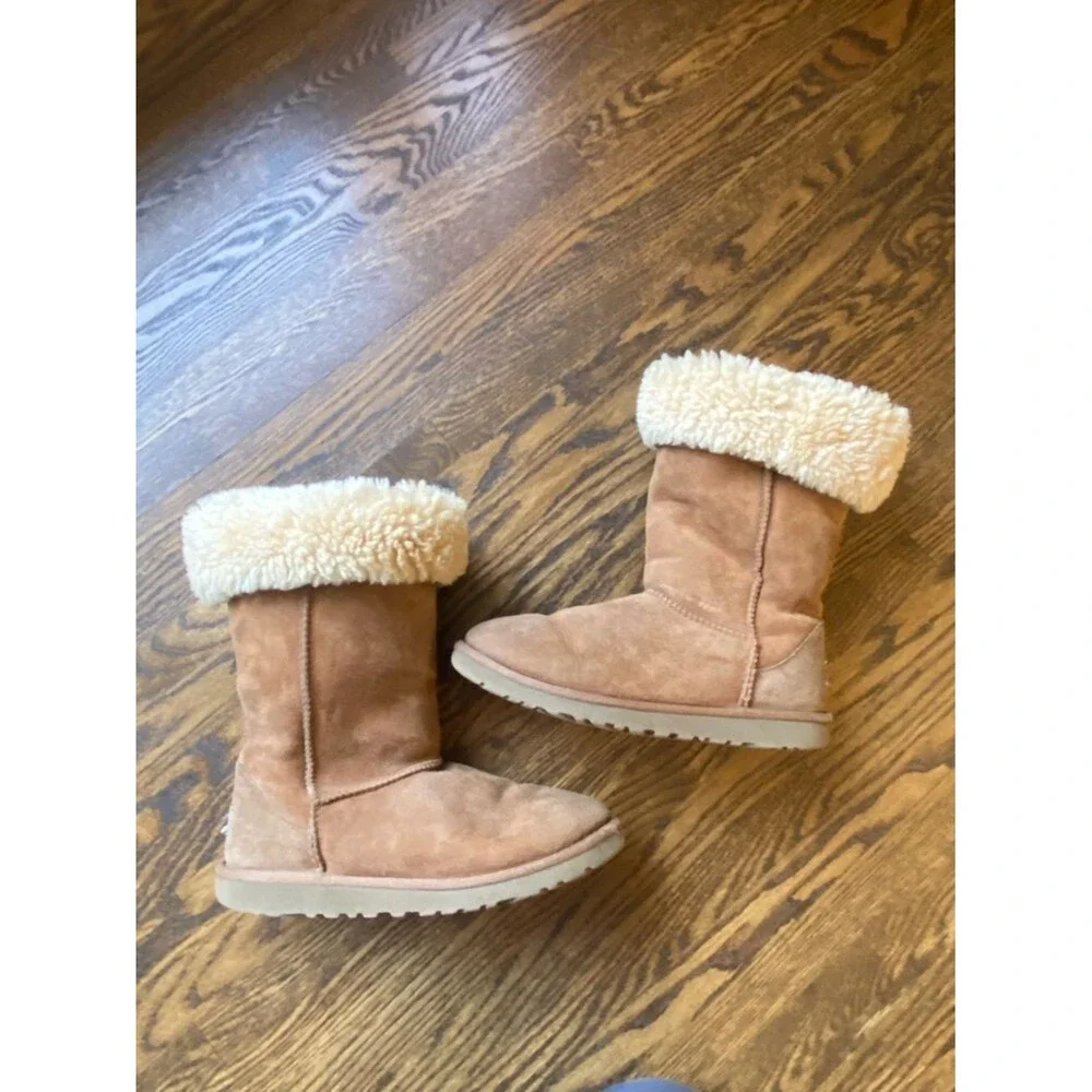 UGG Classic Tall Boots women’s size 5 chestnut
